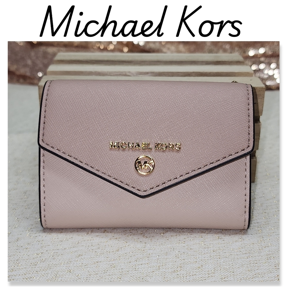 NWOT Authentic Michael Kors Key Case - In Soft Pink